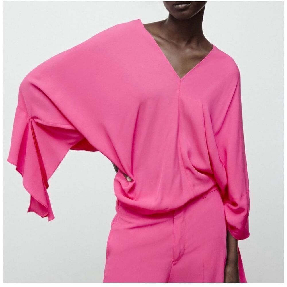 Zara Women’s Blogger Fave Bubblegum Barbie Pink Oversized Liquid Tie Cuff V Neck